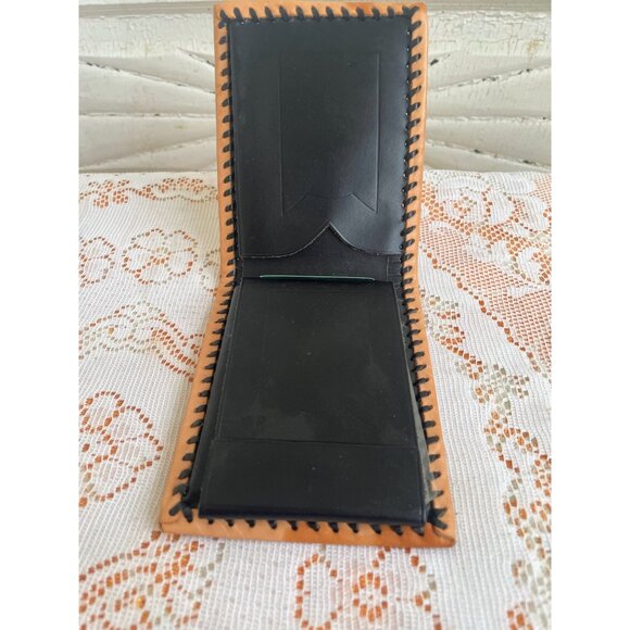 Vintage 70's Tooled Leather Bi Fold Wallet - Picture 5 of 11